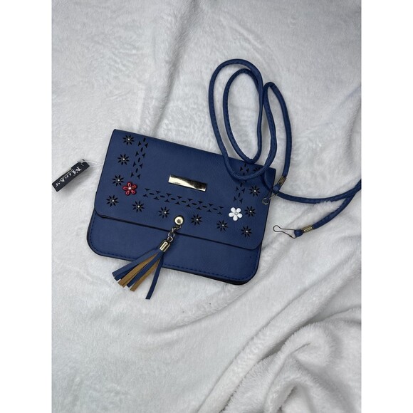 Mithy Accessories Handbags - NEW Mithy Accessories Crossbody Bag Womens Small Blue Floral Tassel Snap